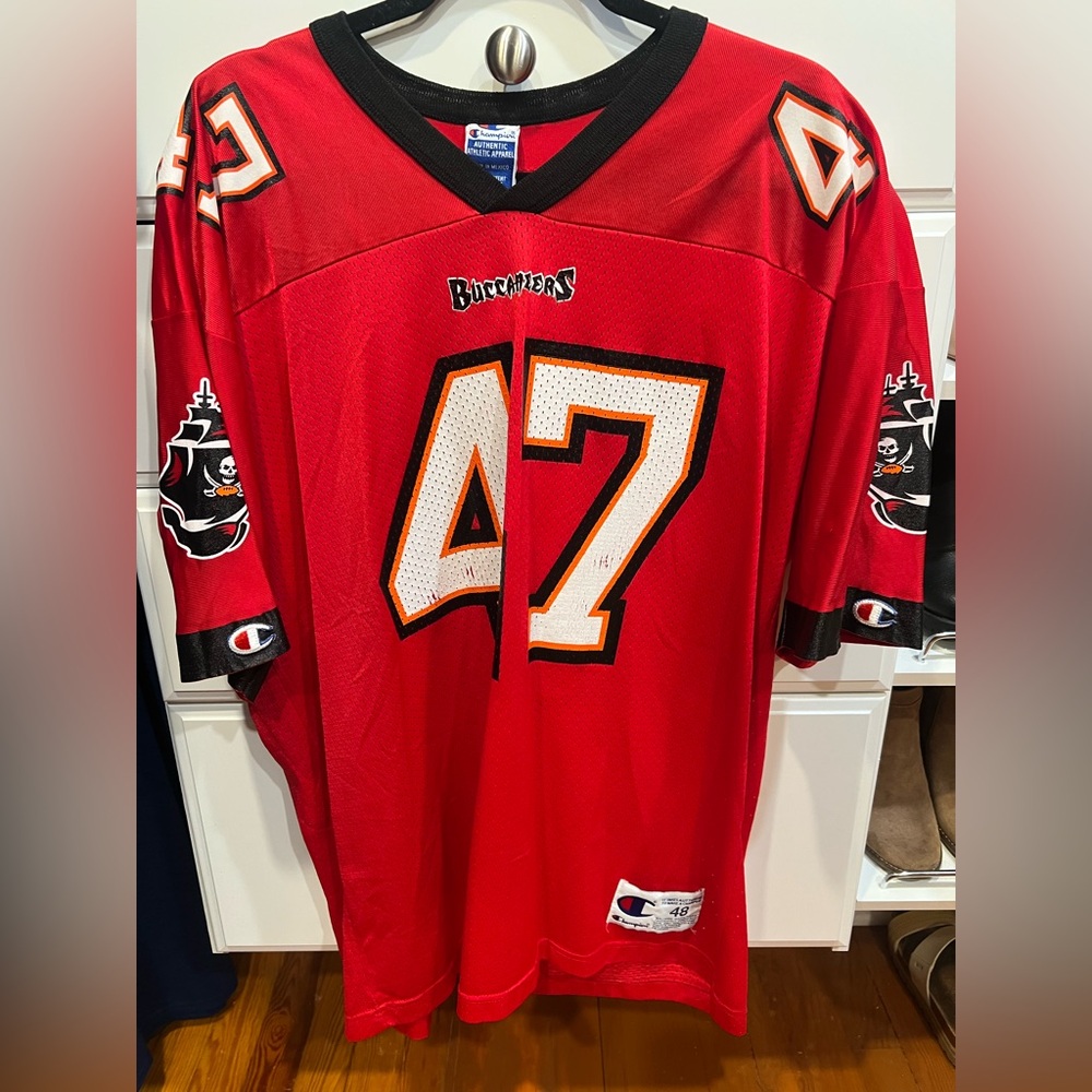 Tampa Bay Buccaneers John Lynch Jersey - Men’s Large
